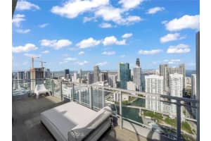 92 SW 3rd St APT 5210, Miami, FL 33130, Sold 02/23/24