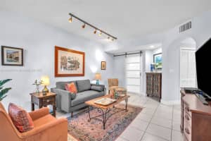 10180 SW 88th St APT 408, Miami, FL 33176, Sold 03/28/24