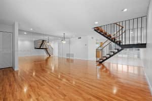 6506 Kendale Lakes Dr APT 309, Miami, FL 33183, Sold 06/10/24