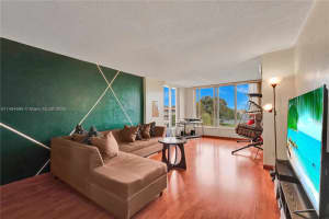 441 NE 195th St APT 404, Miami, FL 33179, Sold 03/25/24