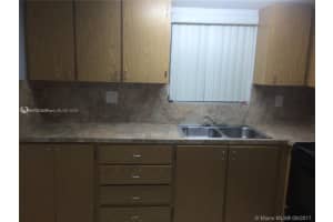 9375 Fontainebleau Blvd l 111, Miami, FL 33172, Sold 02/26/24