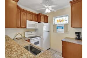 5171 W Oakland Park Blvd #205, Lauderdale Lakes, FL 33313, Sold 02/29/24