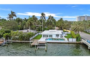 7821 Beach View Dr, North Bay Village, FL 33141, Sold 09/16/24