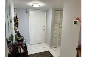 200 Diplomat Pkwy APT 423, Hallandale Beach, FL 33009, Sold 02/27/24