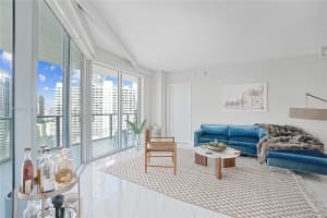 1300 Brickell Bay Dr APT 3201, Miami, FL 33131, Sold 05/08/24