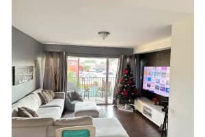 231 NW 109th Ave APT 209, Miami, FL 33172, Sold 02/15/24