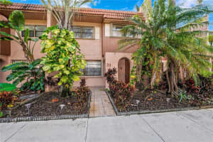 33 Madrid Ln # 4-9, Davie, FL 33324, Sold 02/16/24