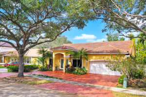 18782 NW 90th Ave, Hialeah, FL 33018, Sold 08/12/24