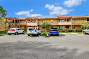 20811 San Simeon Way Apt 202-2, Miami, FL 33179, Sold 05/03/24