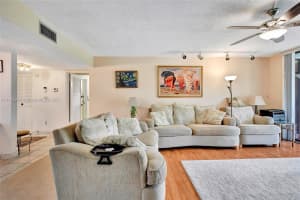 20811 San Simeon Way Apt 202-2, Miami, FL 33179, Sold 05/03/24