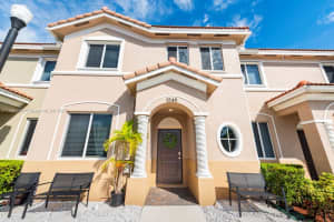 1045 SE 23rd Terrace, Homestead, FL 33035, Sold 03/15/24