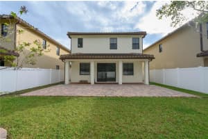 5105 NW 52nd St, Tamarac, FL 33319, Sold 12/30/23