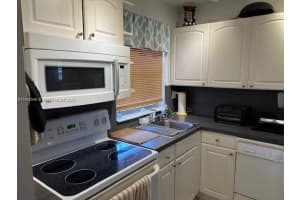 9620 Sunrise Lakes Blvd APT 306, Sunrise, FL 33322, Sold 08/01/25