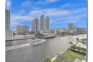 600 Parkview Dr APT 721, Hallandale Beach, FL 33009, Sold 03/15/24