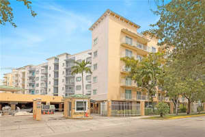 2415 NW 16th St Rd APT 413, Miami, FL 33125, Sold 01/17/24