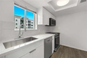 2415 NW 16th St Rd APT 413, Miami, FL 33125, Sold 01/17/24
