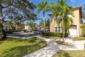 16122 Emerald Cove Rd, Weston, FL 33331, Sold 02/16/24