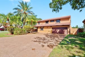 2685 Bass Way, Hollywood, FL 33026, Sold 04/22/24
