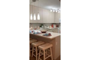 322 Taylor St #1d, Hollywood, FL 33019, Sold 01/10/24