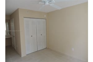 2600 S University Dr APT 214, Davie, FL 33328, Sold 05/10/24