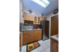 2899 Collins Ave APT 642, Miami Beach, FL 33140, Sold 02/05/24