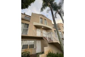 8660 NW 6th Ln # 5-103, Miami, FL 33126, Sold 01/03/24