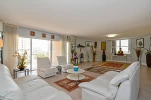 1800 NE 114th St APT 909, Miami, FL 33181, Sold 09/18/24