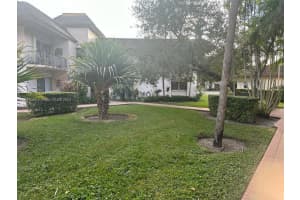 9402 SW 77th Ave APT L8, Miami, FL 33156, Sold 04/12/24