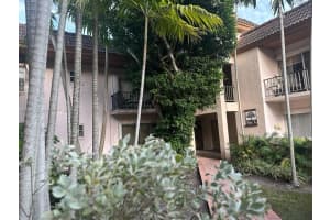 9402 SW 77th Ave APT L8, Miami, FL 33156, Sold 04/12/24