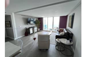 2301 Collins Ave APT 1439, Miami Beach, FL 33139, Sold 04/26/24