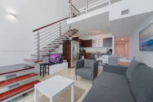 41 SE 5th St APT 2111, Miami, FL 33131, Sold 02/01/24