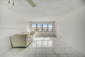 329 SE 3rd St #301s, Hallandale Beach, FL 33009, Sold 02/08/24