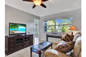 5131 W Oakland Park Blvd #105, Lauderdale Lakes, FL 33313, Sold 02/09/24