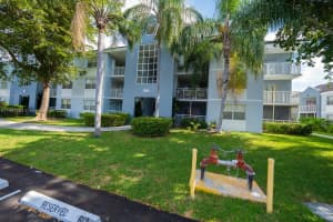 8580 SW 212th St APT 306, Cutler Bay, FL 33189, Sold 01/30/24