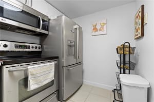 480 NW 20th St #2080, Boca Raton, FL 33431, Sold 02/05/24