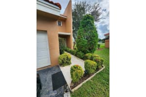 1670 SW 120th Terrace, Pembroke Pines, FL 33025, Sold 03/13/24
