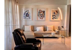 110 Hendricks Isle APT 8, Fort Lauderdale, FL 33301, Sold 02/09/24
