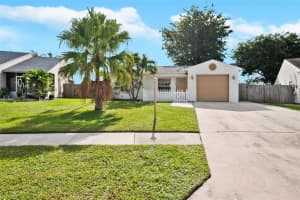 7786 Ridgewood Dr, Lake Worth Beach, FL 33467, Sold 05/23/24