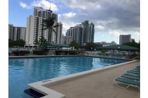 800 Parkview Dr APT 522, Hallandale Beach, FL 33009, Sold 01/17/24