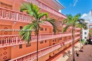 215 SE 3rd Ave #102b, Hallandale Beach, FL 33009, Sold 01/30/24