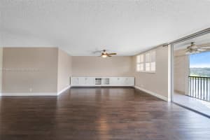3001 W Rolling Hills Cir APT 406, Davie, FL 33328, Sold 02/06/24