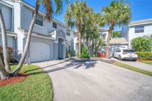 4759 Grapevine Wy, Davie, FL 33331, Sold 02/05/24