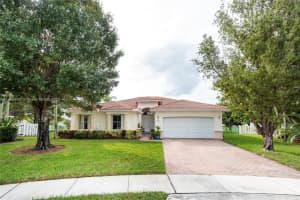 18496 NW 23rd Pl, Pembroke Pines, FL 33029, Sold 01/29/24