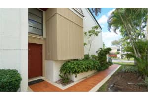 3020 Oaktree Ln #288, Hollywood, FL 33021, Sold 12/13/24