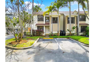 244 City View Dr, Fort Lauderdale, FL 33311, Sold 01/22/24