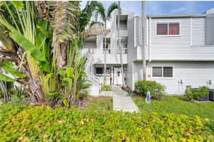 3409 NW 44th St APT 202, Lauderdale Lakes, FL 33309, Sold 04/23/24