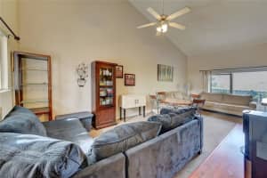 3409 NW 44th St APT 202, Lauderdale Lakes, FL 33309, Sold 04/23/24
