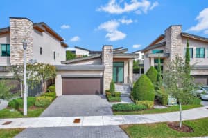 10355 NW 77th St, Doral, FL 33178, Sold 02/06/24