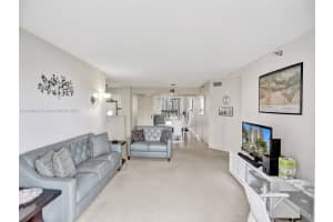 3400 NE 192 St APT 910, Aventura, FL 33180, Sold 03/22/24