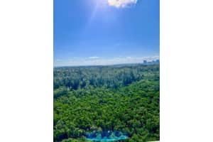 441 NE 195th St, Miami, FL 33179, Sold 05/07/24